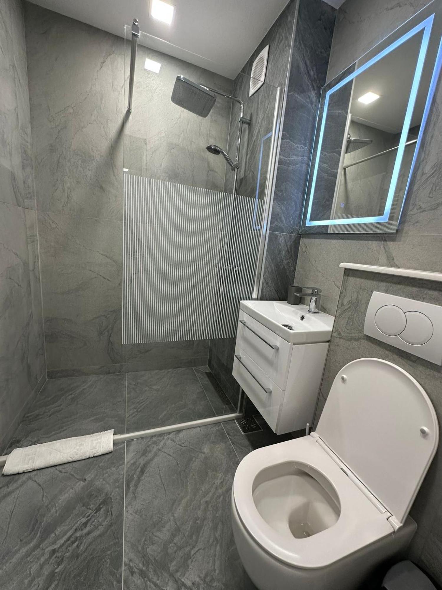 Apartament Apartament Ultra Central 3 Hunedoara Zewnętrze zdjęcie